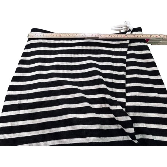 Kirious Los Angeles Striped Black & White Knit Shorts L Polyester Rayon Spandex - Picture 8 of 10